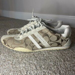 Womens y2k Size 7.5 Classic Coach Katelyn Sneakers